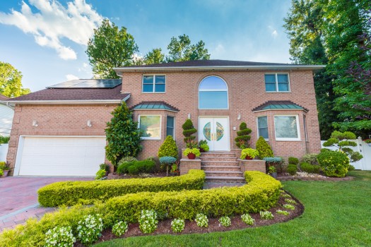 Curb Appeal Increases your home’s value