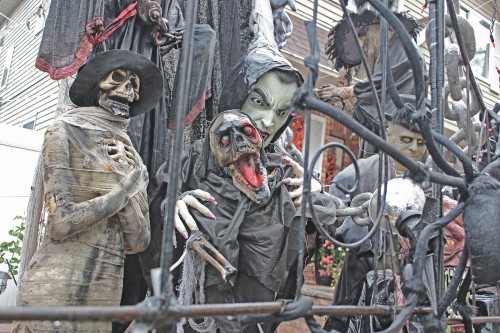 craziest halloween decorations